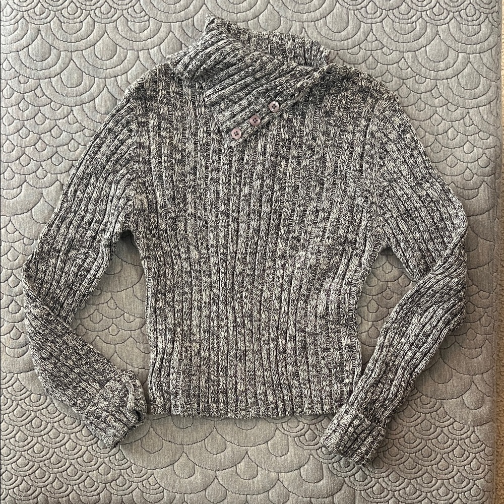Cozy Kids' Ribbed Sweater in Gray